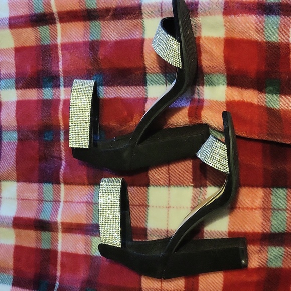 Daisy Fuentes Shoes - High Hills